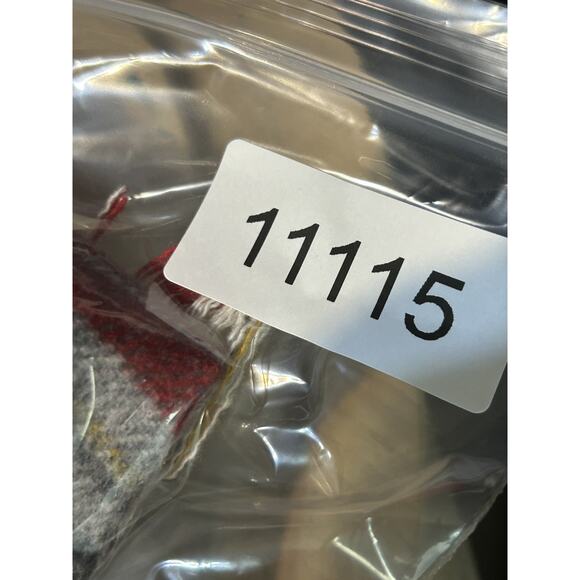 Kori America Poncho Womens Medium Gray Red Plaid Fringe Pullover Wool Blend Wrap - Picture 8 of 8